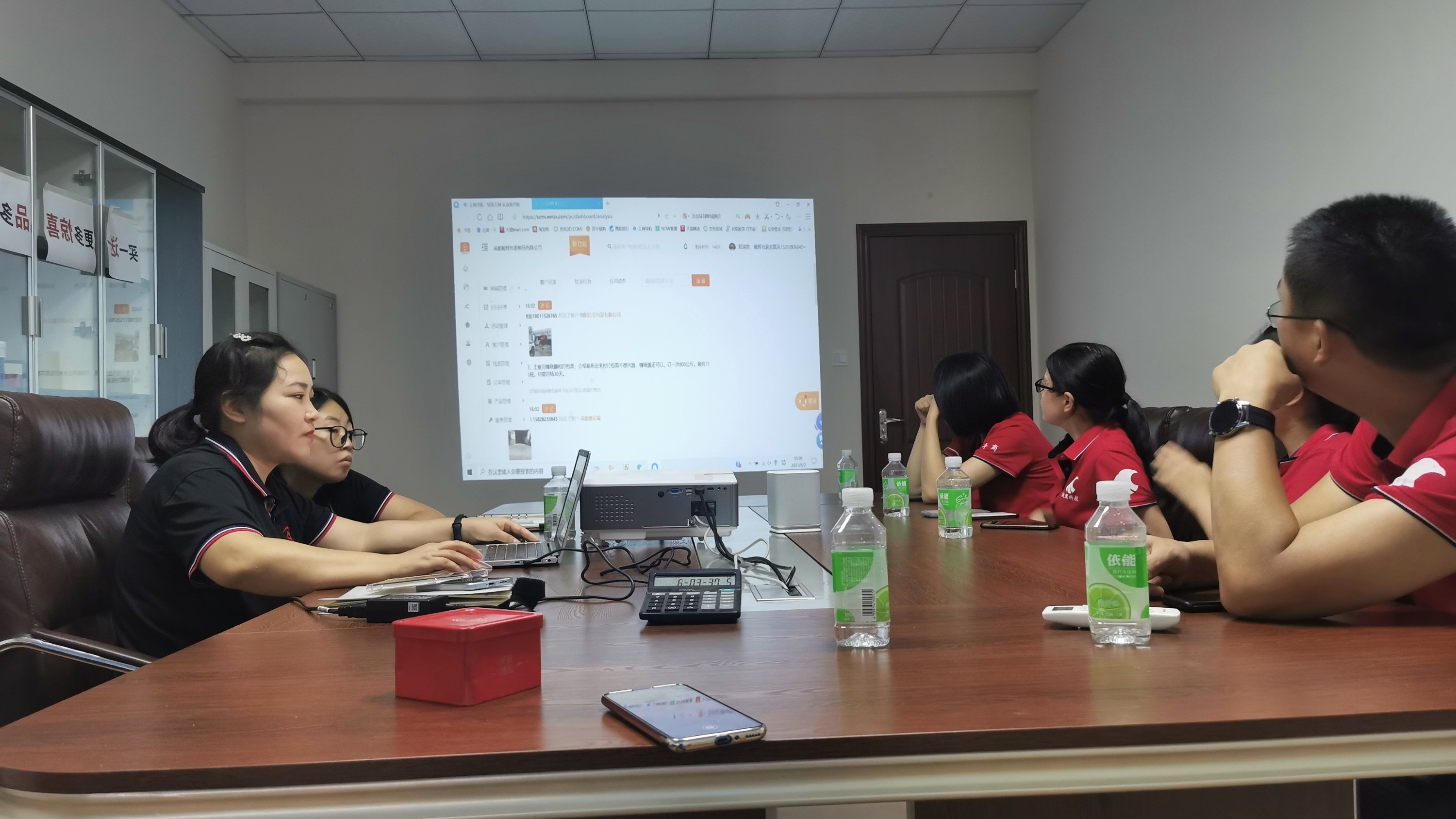 欢迎蜀蓉耀牛商同学来亚洲麻豆性爱视频包装互相学习，共同进步